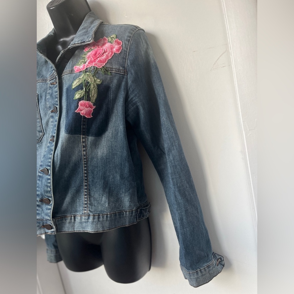 Kut from the Kloth Juko Denim Jacket Flower Embroidery sz L - Picture 6 of 16